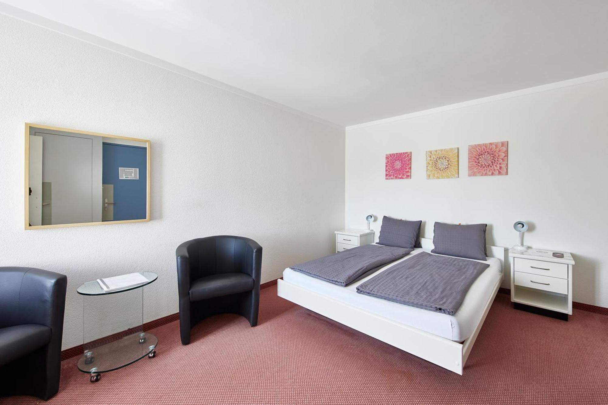 Hotel Rotes Haus Бругг Экстерьер фото