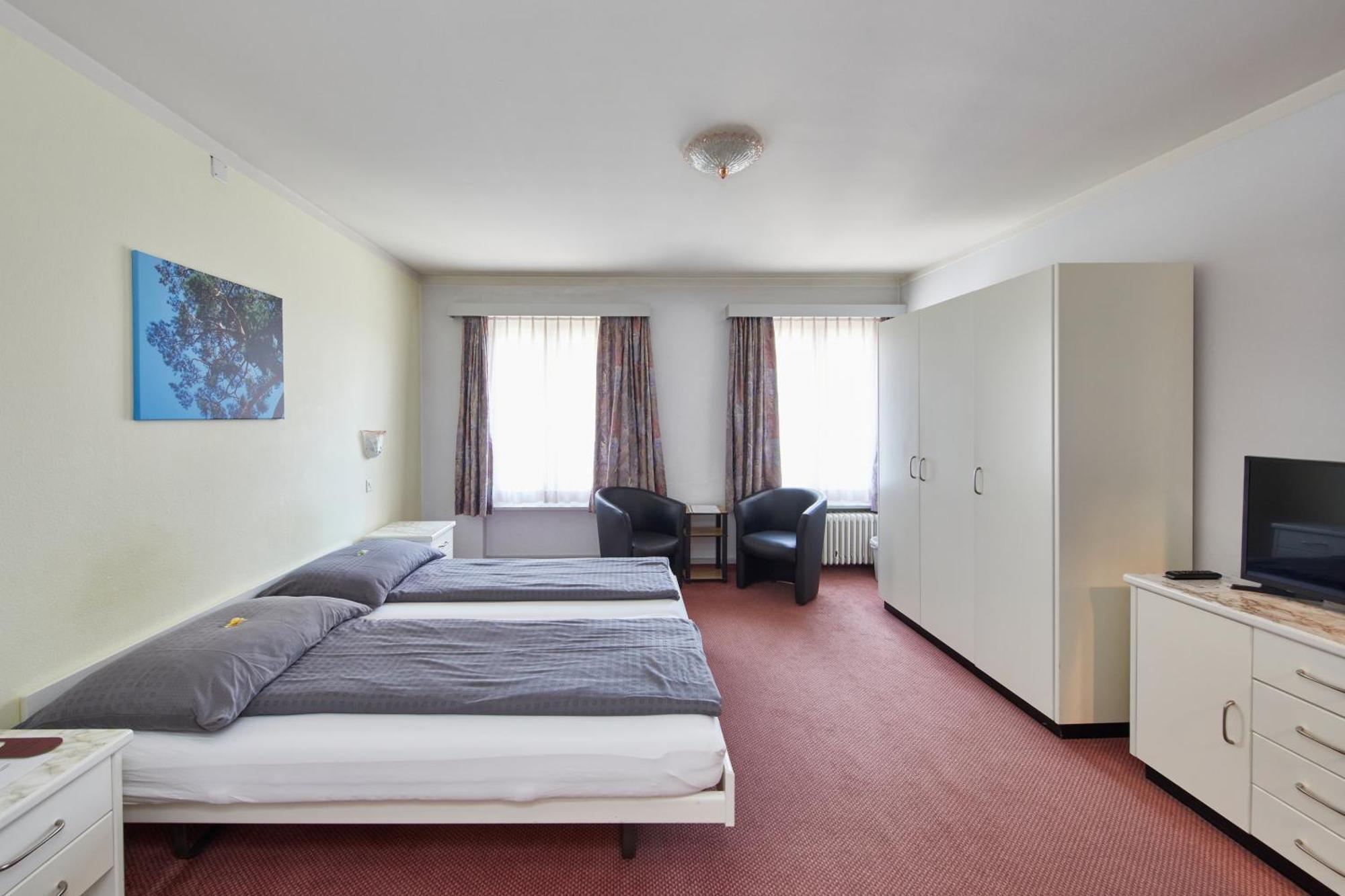 Hotel Rotes Haus Бругг Экстерьер фото